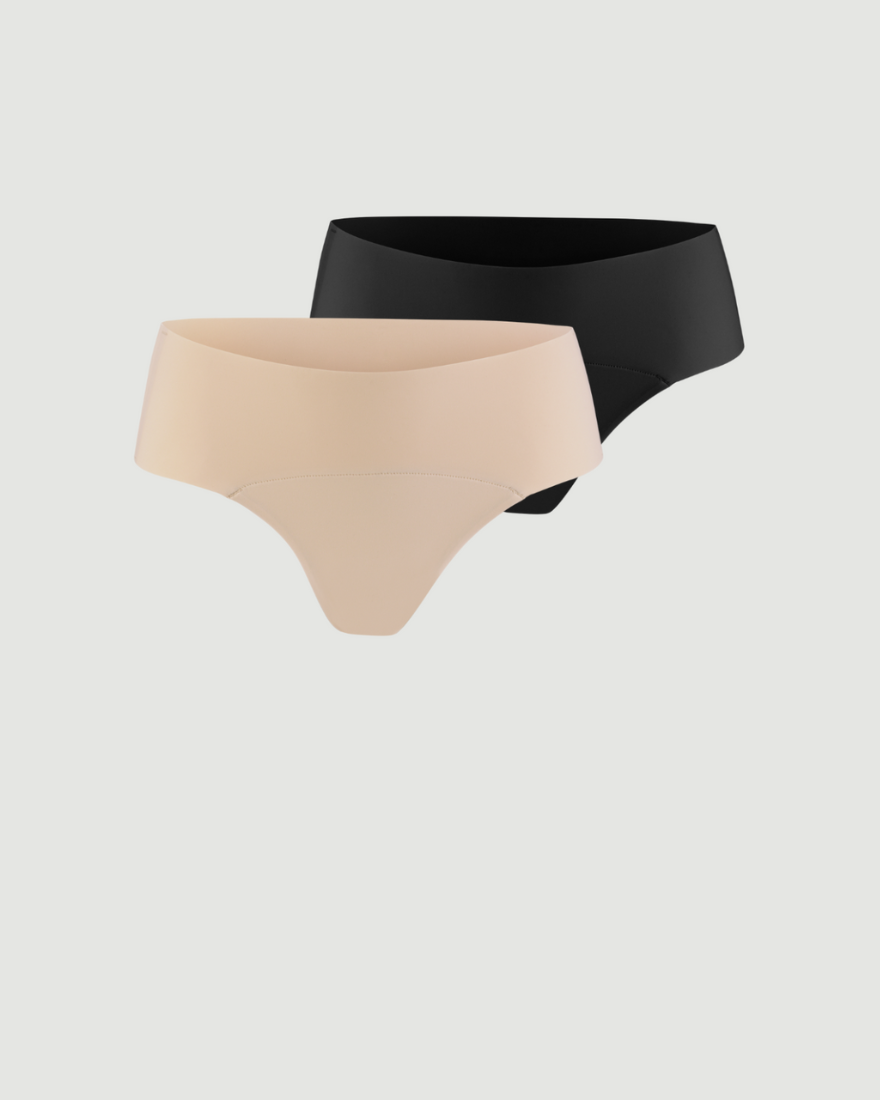 ooia everyday Hipster Seamless in Schwarz und Beige – nahtlose Unterwäsche, die Slipeinlagen ersetzt.