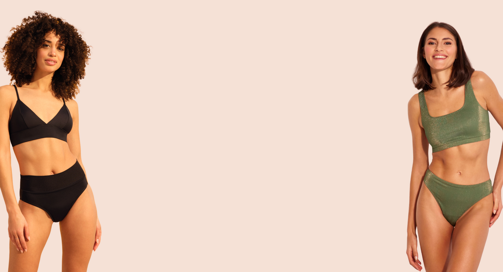 zwei Models posieren in schwarzem und sunkissed khaki ooia Perioden-Bikini