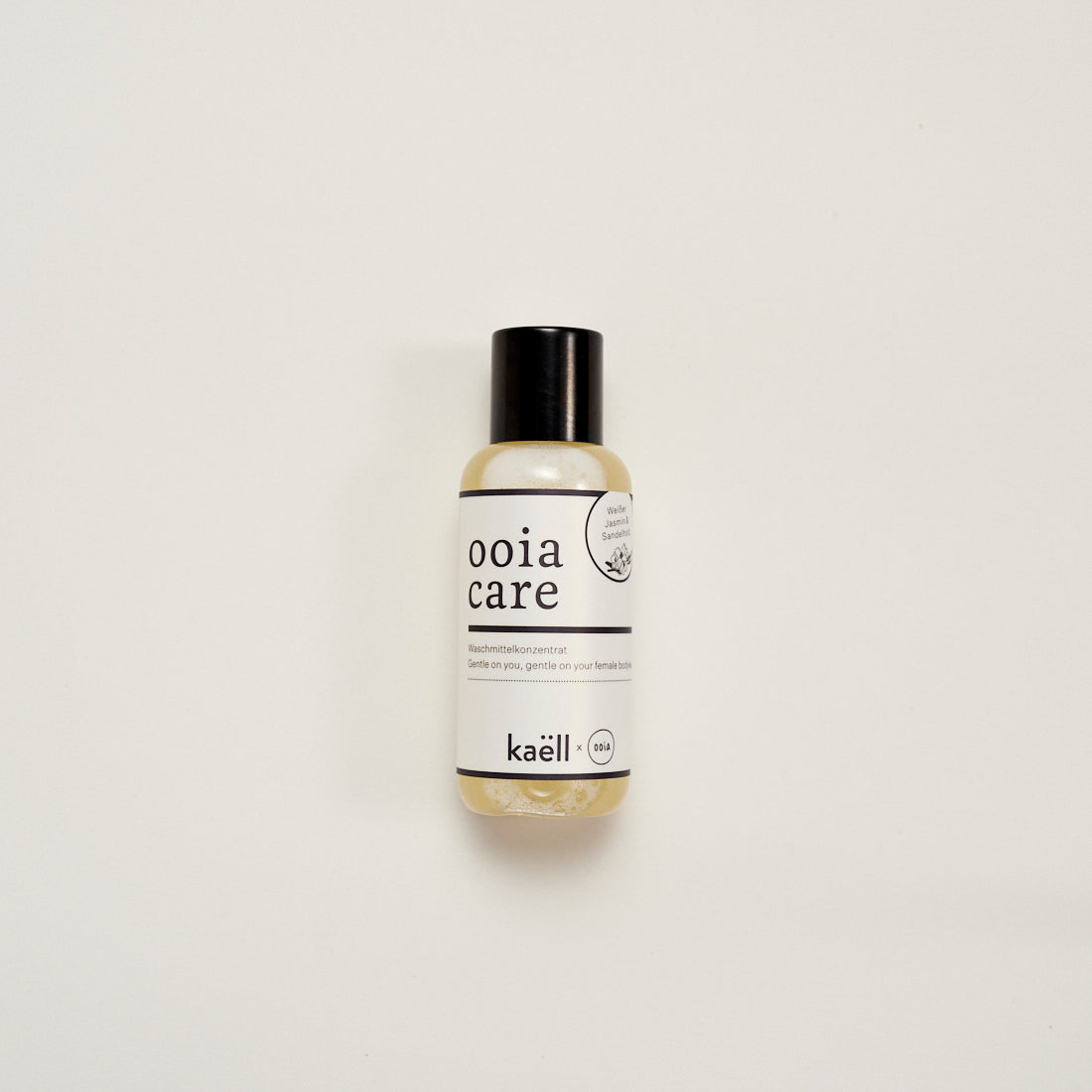 ooia Care Waschmittelkonzentrat für schonende Reinigung in kleiner Flasche