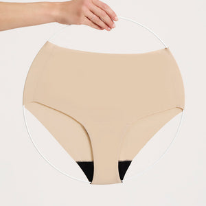 ooia everyday Highwaist Seamless in Beige – nahtlose Unterwäsche mit hohem Bund, die Slipeinlagen ersetzt. Freisteller