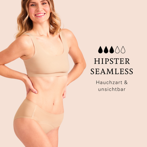 Periodenunterwäsche von ooia in Beige, auslaufsicherer Hipster Seamless als Teil des Seamless Sport Set für einen hauchzarten & unsichtbaren Komfort während des Sports.