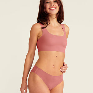 ooia everyday Slip Seamless in Dusky Pink – nahtlose Unterwäsche, die Slipeinlagen ersetzt.