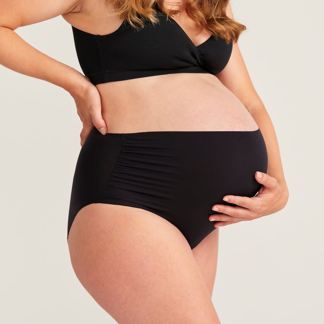 The belly hugger - Moms pregnancy panty black