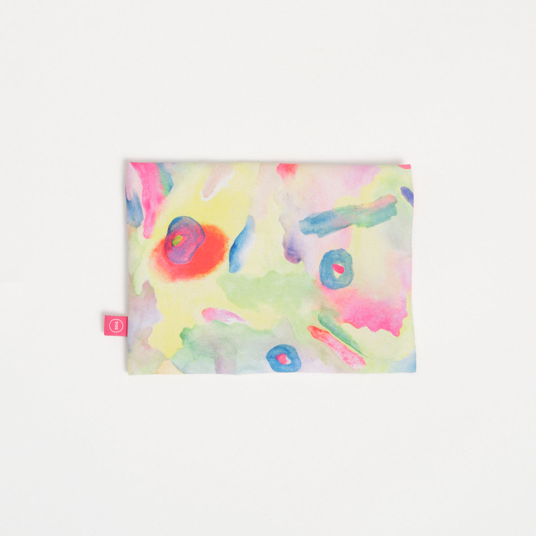 ooia Wetbag Edition 23/24 – praktische, wasserabweisende Tasche zum Transport von Periodenunterwäsche und mehr. Rückseite.